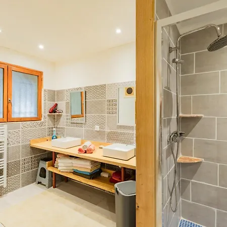 Сasa de vacaciones Le Coteau Ensoleille - Climatisee Avec Piscine