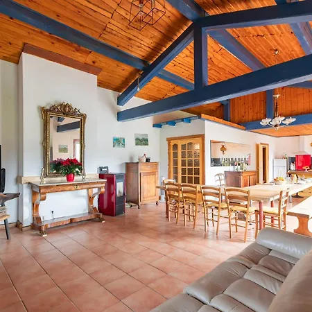 Le Coteau Ensoleillé - Climatisée Avec Piscine Casa vacanze *
