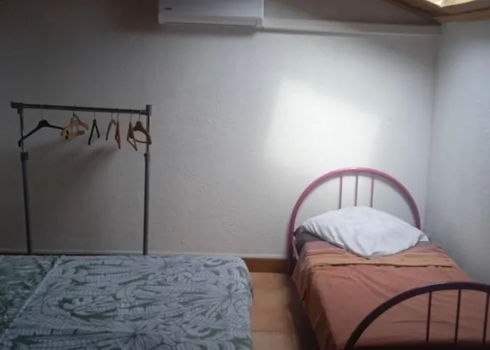 Le Coteau Ensoleille - Climatisee Avec Piscine Holiday home